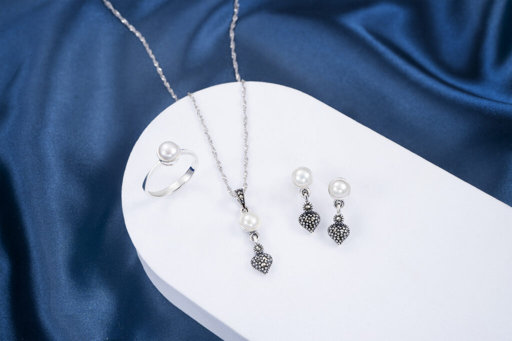 SILVER JEWELLERY BRAND